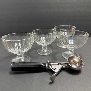 Set of 4 glass‎ footed ice cream bowls and vintage scooper made in Italy FLAW